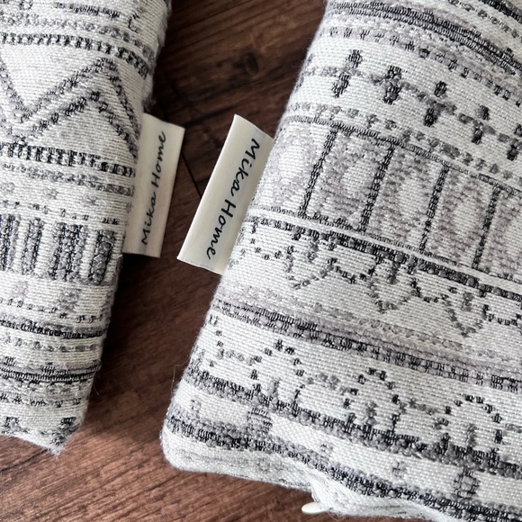 Mika Home Pack of 2 Throw Pillow Covers Bohemian Geometric Pattern 20x20 - Picture 2 of 3